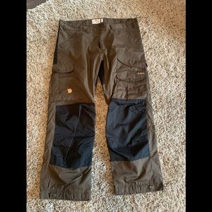 M’s fall raven pants